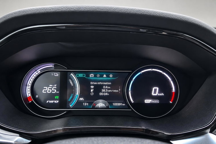 Vehicle Image 18