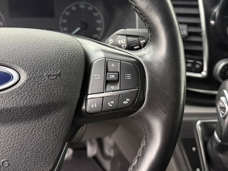 Vehicle Image 17