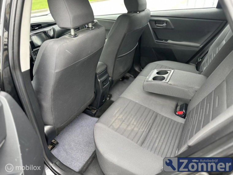 Vehicle Image 8