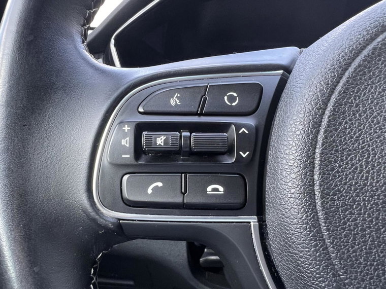 Vehicle Image 40