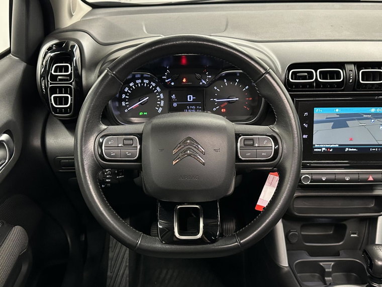 Vehicle Image 22