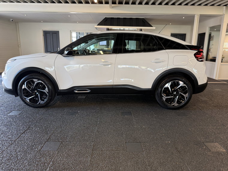 Vehicle Image 28