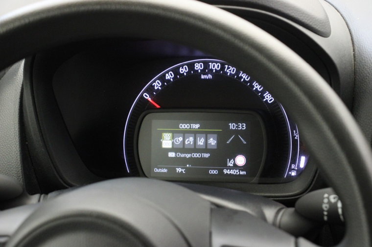Vehicle Image 22