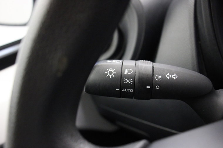 Vehicle Image 23