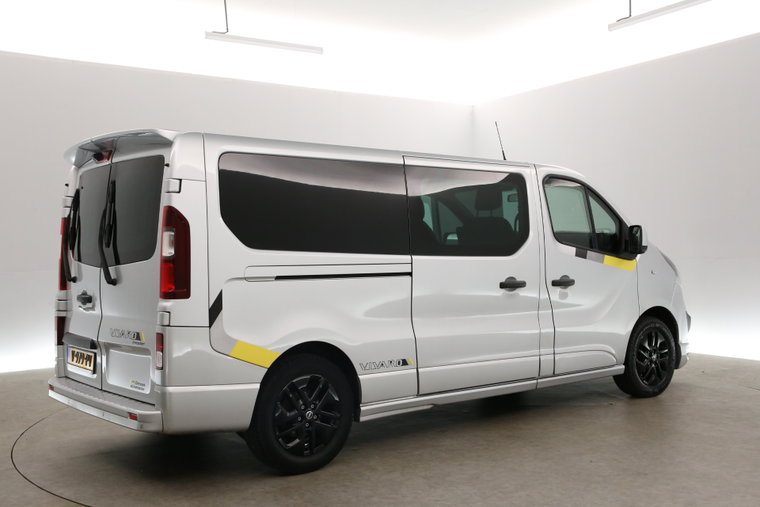 Vehicle Image 28