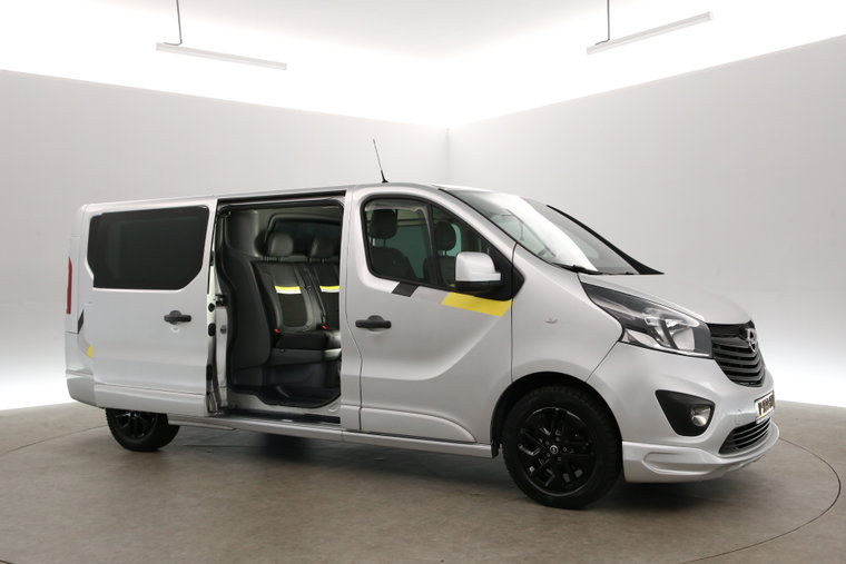 Vehicle Image 6