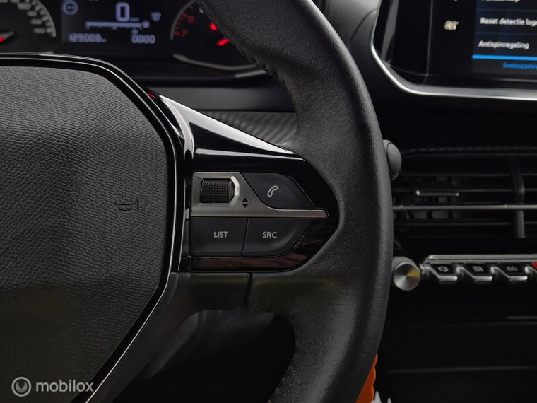 Vehicle Image 40