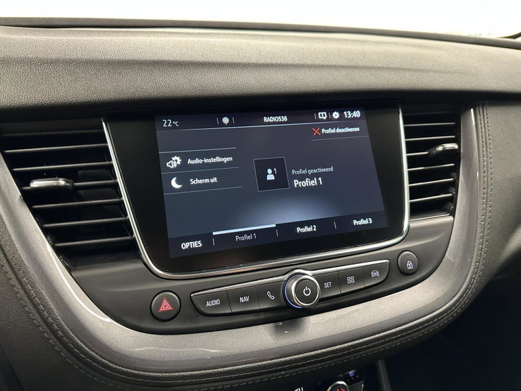 Vehicle Image 30