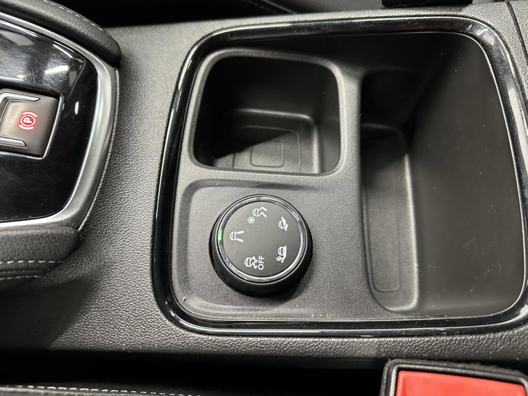 Vehicle Image 38