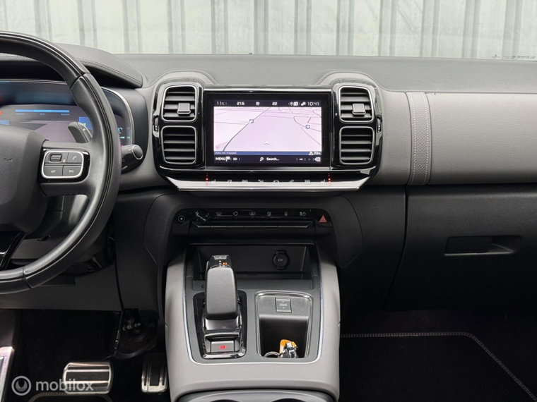 Vehicle Image 19