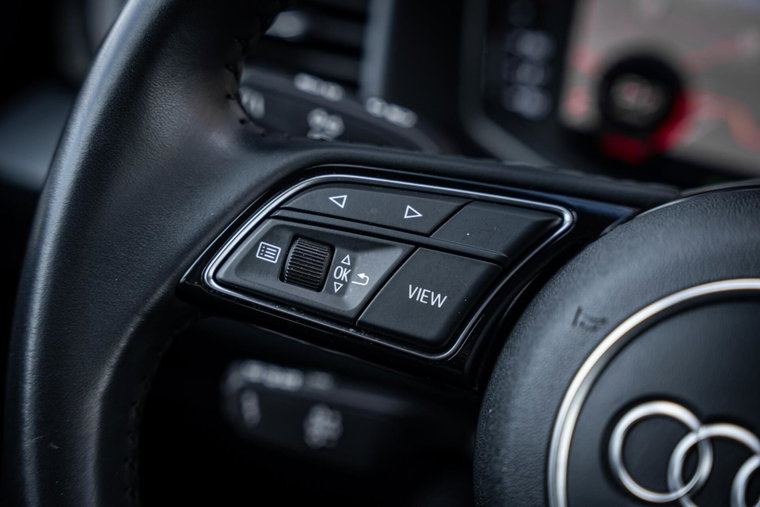 Vehicle Image 35