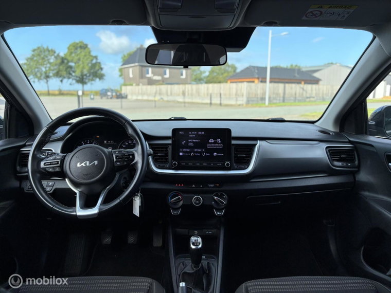 Vehicle Image 17