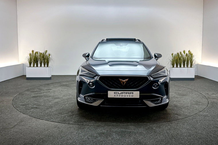 Vehicle Image 9