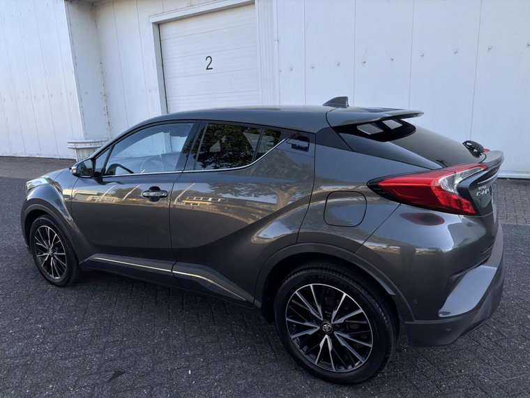 Vehicle Image 17