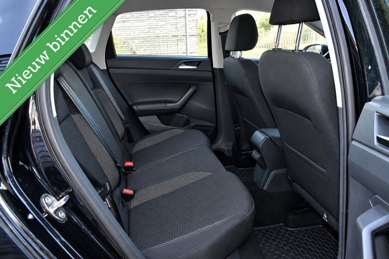Vehicle Image 17