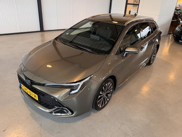 Vehicle Image 12