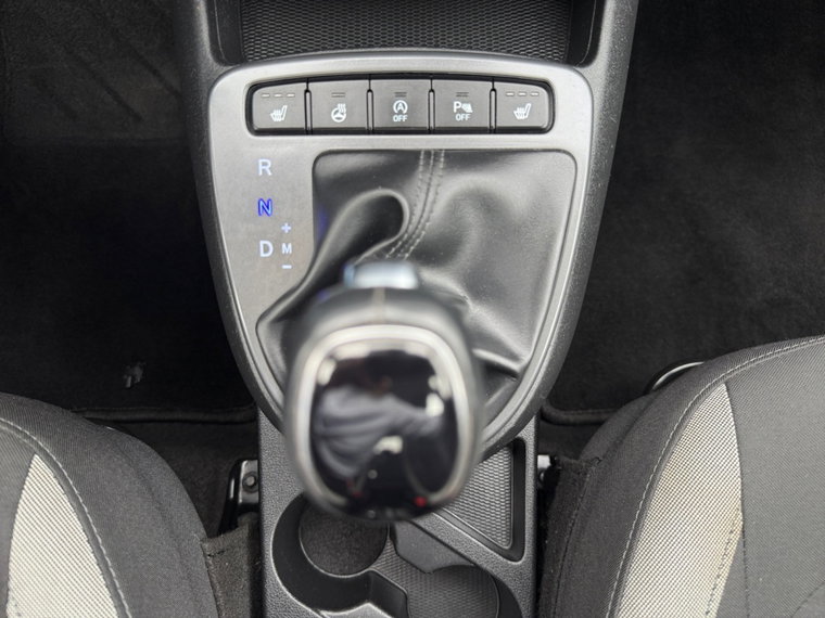 Vehicle Image 26