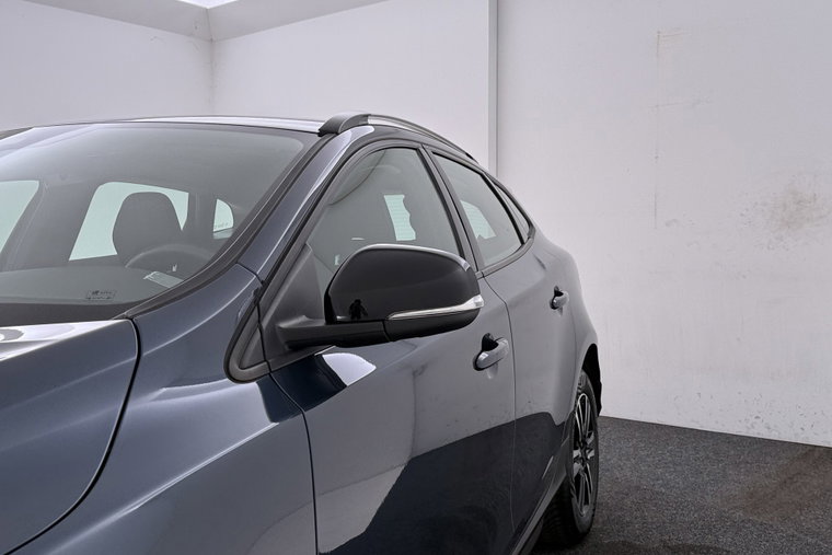 Vehicle Image 40