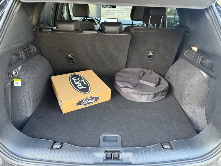 Vehicle Image 31