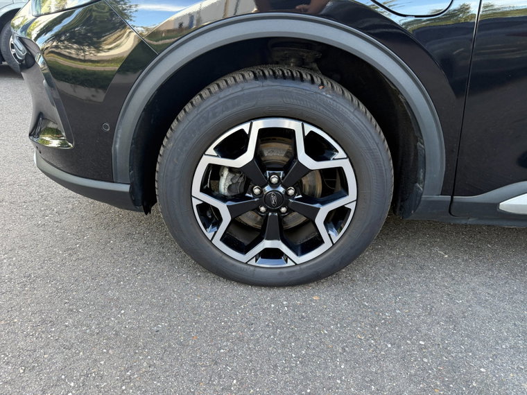 Vehicle Image 41