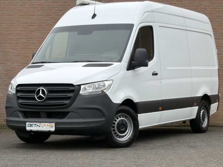 Vehicle Image 39