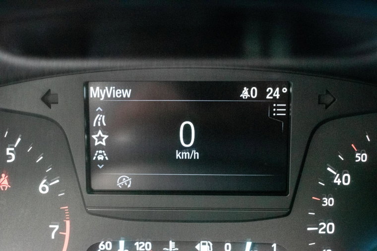 Vehicle Image 38