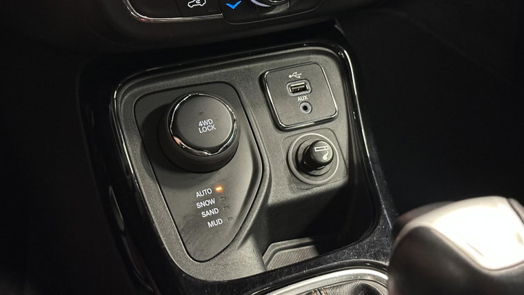 Vehicle Image 33