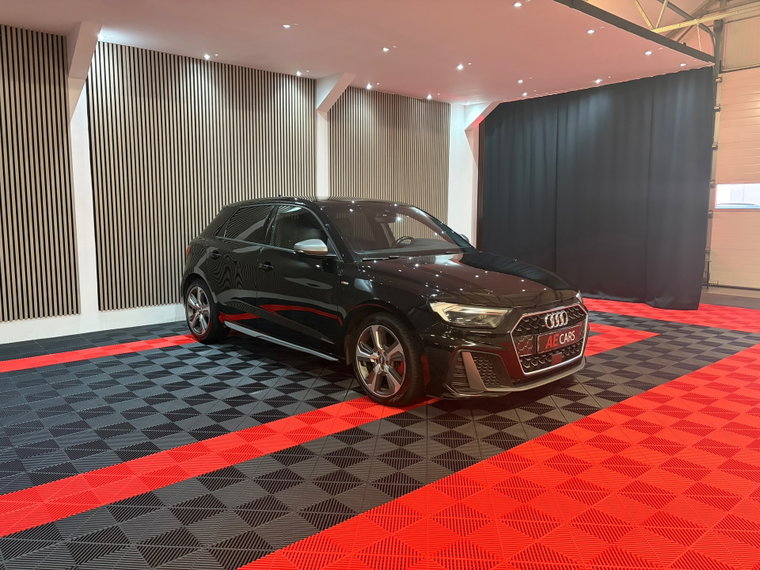Vehicle Image 12