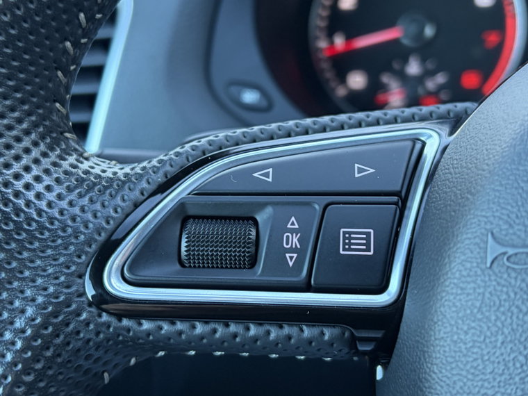 Vehicle Image 45