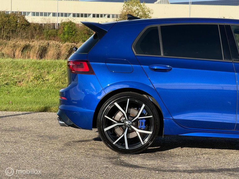 Vehicle Image 27