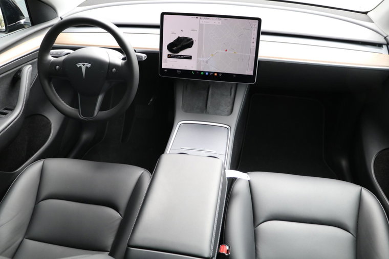 Vehicle Image 19