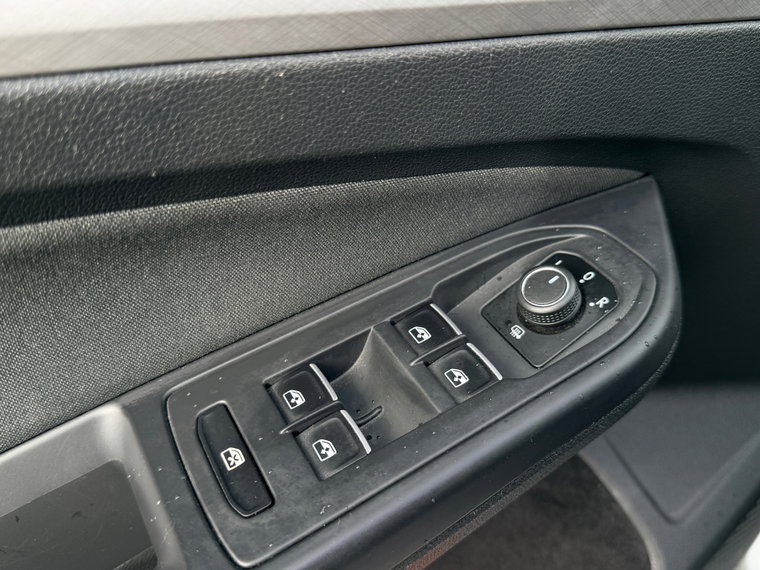 Vehicle Image 47