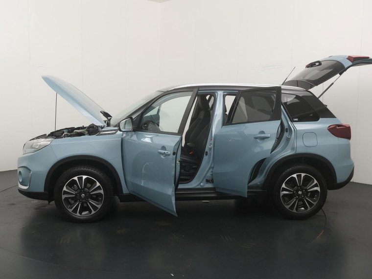 Vehicle Image 18