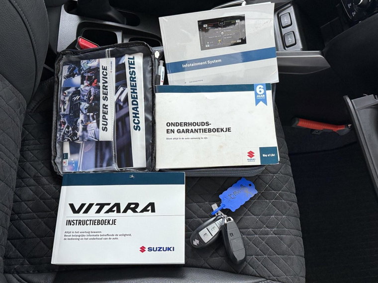 Vehicle Image 25