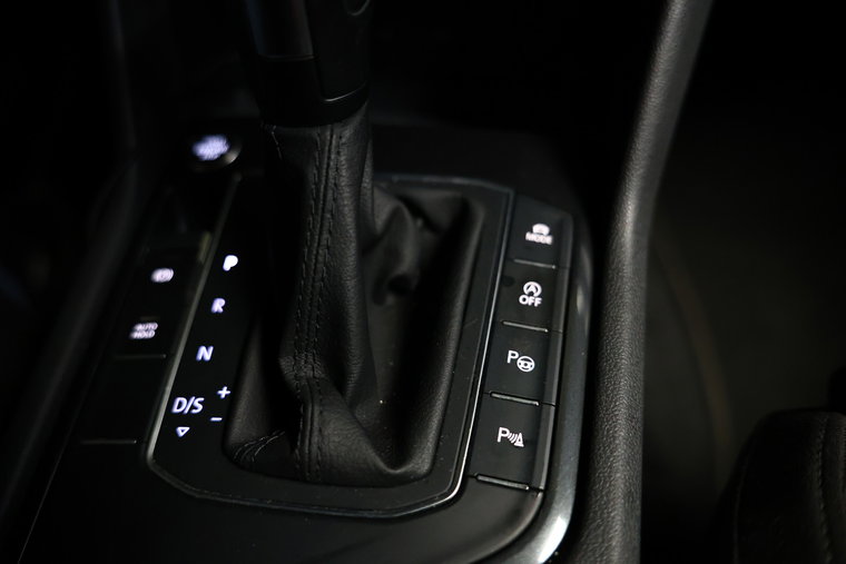 Vehicle Image 26