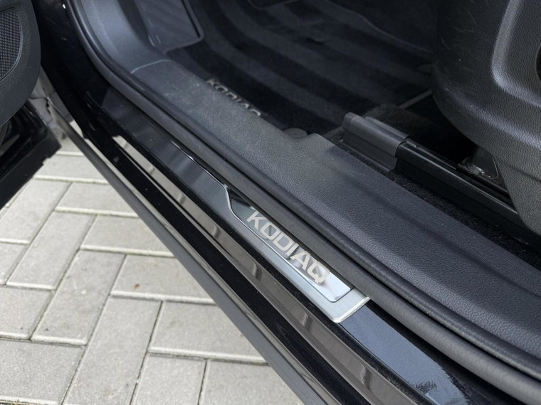 Vehicle Image 37