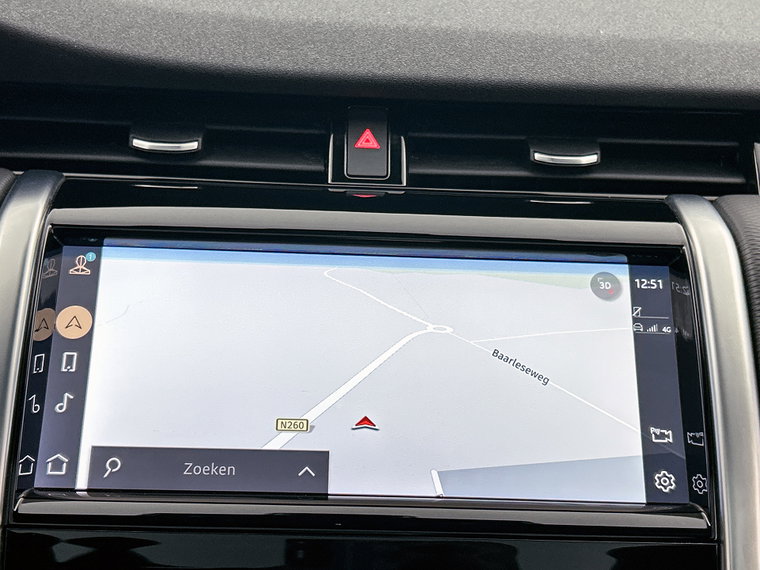 Vehicle Image 25