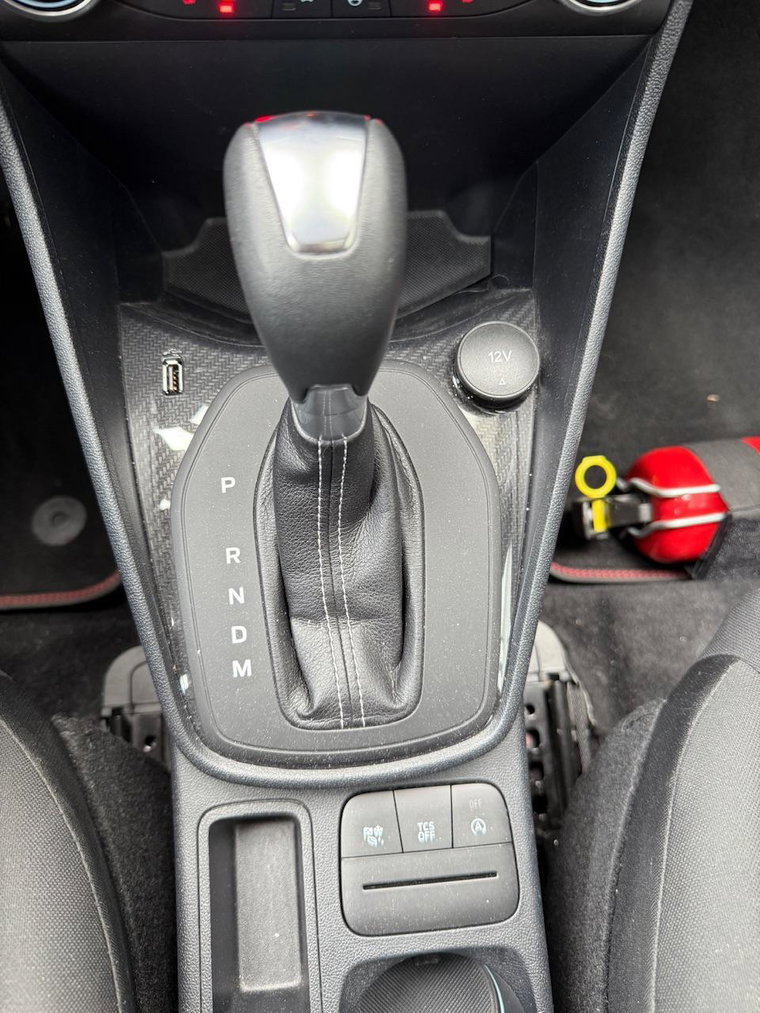 Vehicle Image 35