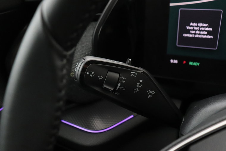 Vehicle Image 33