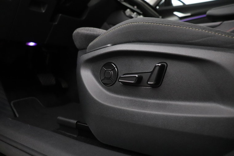 Vehicle Image 41