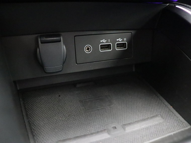 Vehicle Image 29