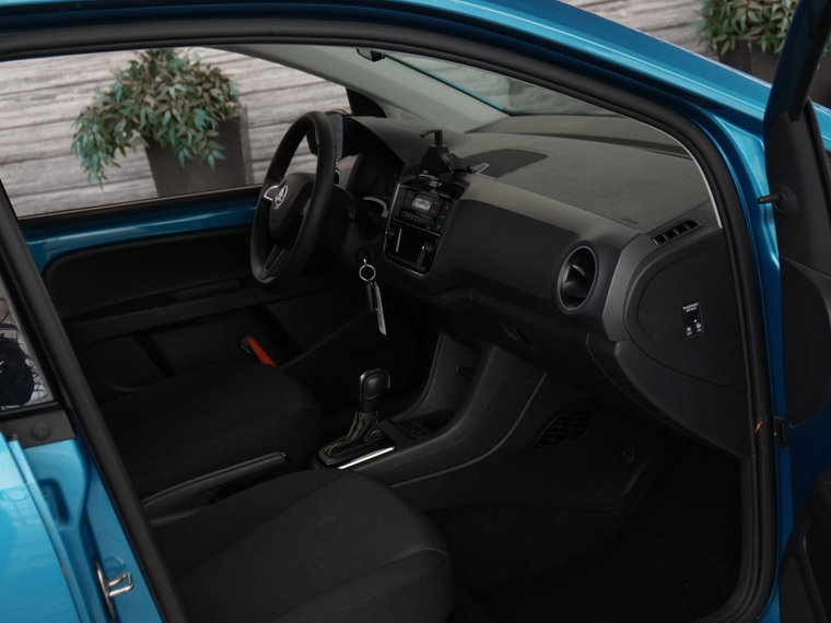 Vehicle Image 31