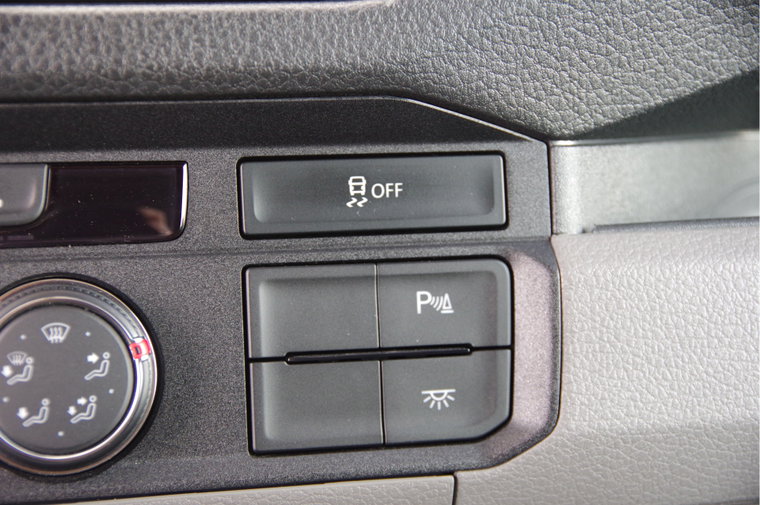 Vehicle Image 24