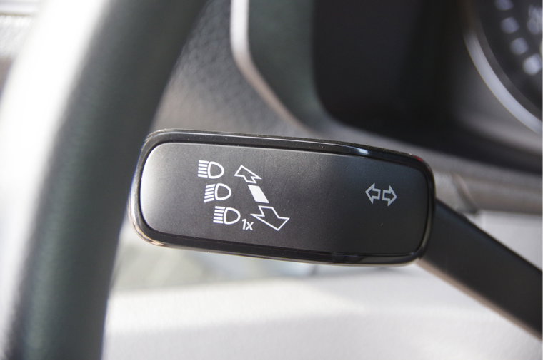 Vehicle Image 38