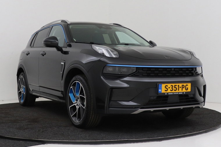 Vehicle Image 13