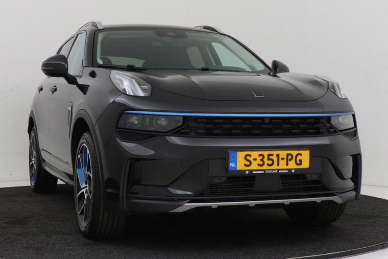 Vehicle Image 14
