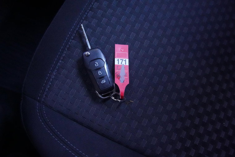 Vehicle Image 41