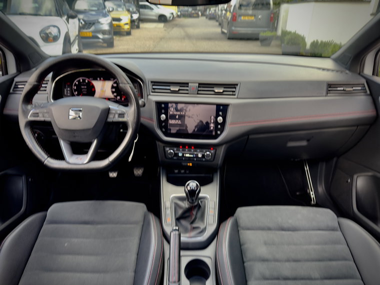 Vehicle Image 12