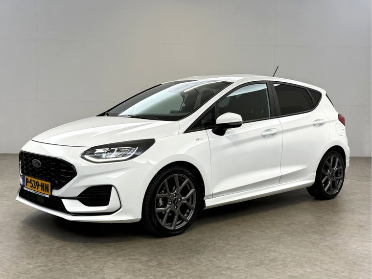 Vehicle Image 8