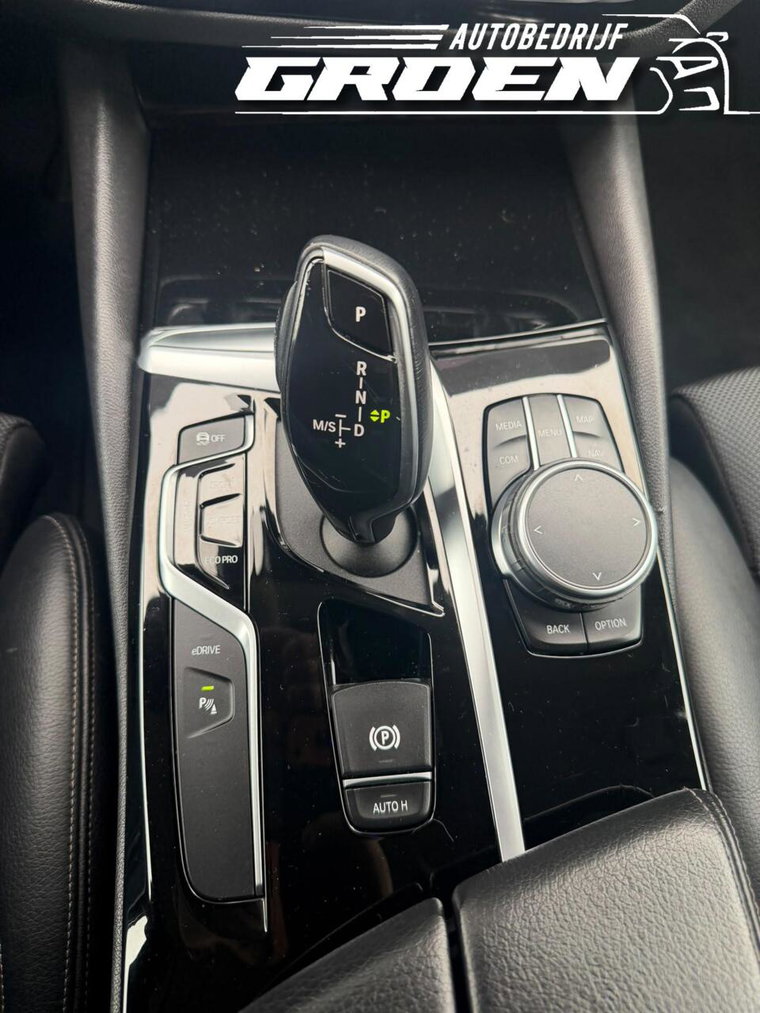 Vehicle Image 28